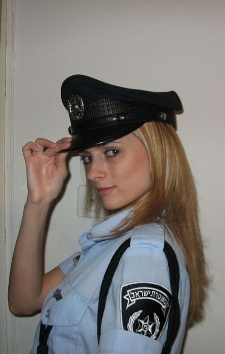 bbb4d_sexy-female-police-officers-all-around-the-world13.jpg Hosting at Sudaneseonline.com
