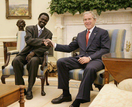 جورج بوش مع منى اركو مناوى